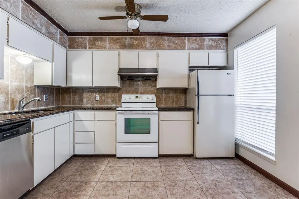2330 Village North Drive