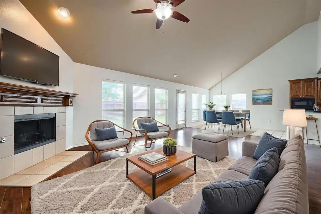 10216 Flat Creek Trail