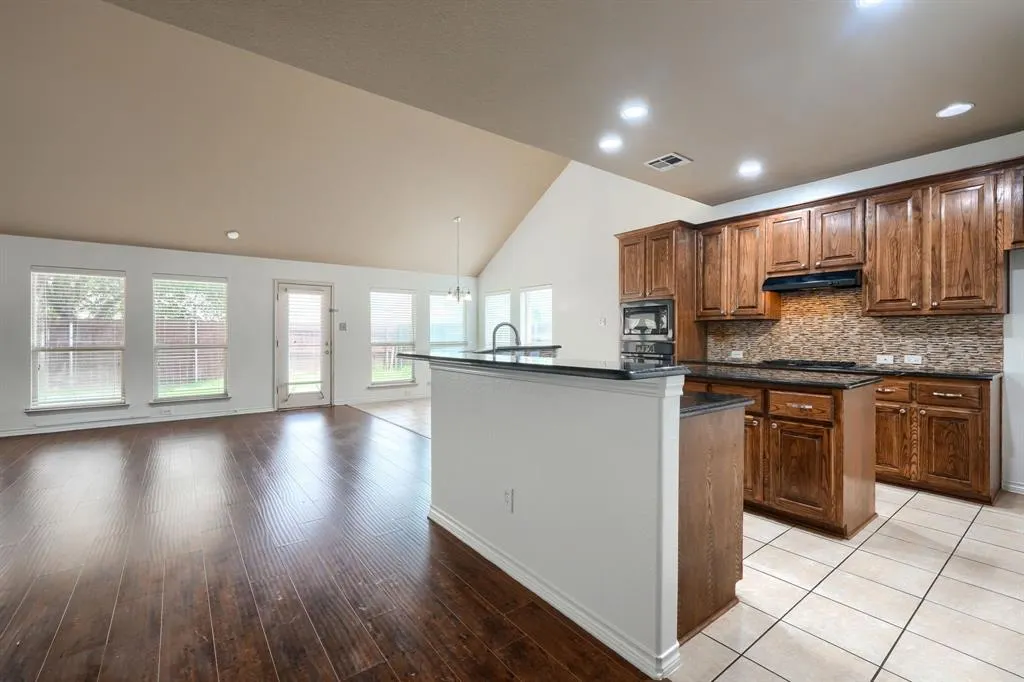 10216 Flat Creek Trail
