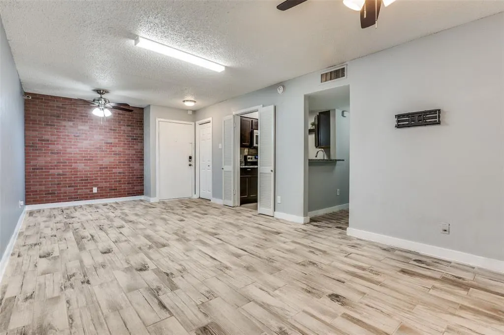 4859 Cedar Springs Road, #144