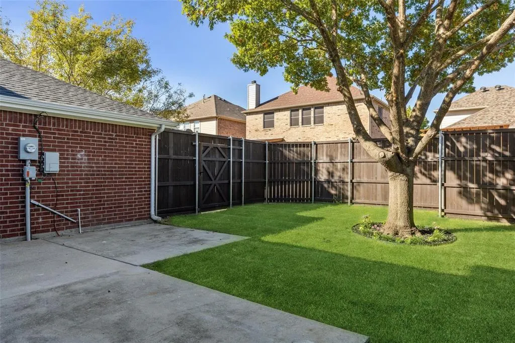 3920 Lily Court