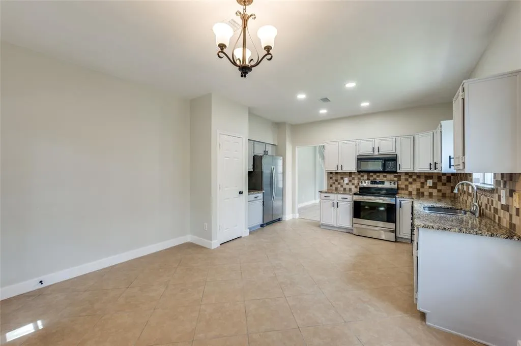 7941 Flagstone Street