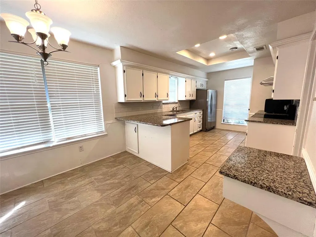 1501 Willow Crest Drive