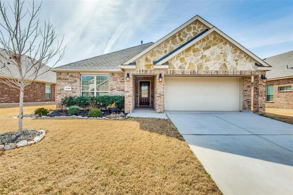 1120 Lake Meadow Lane