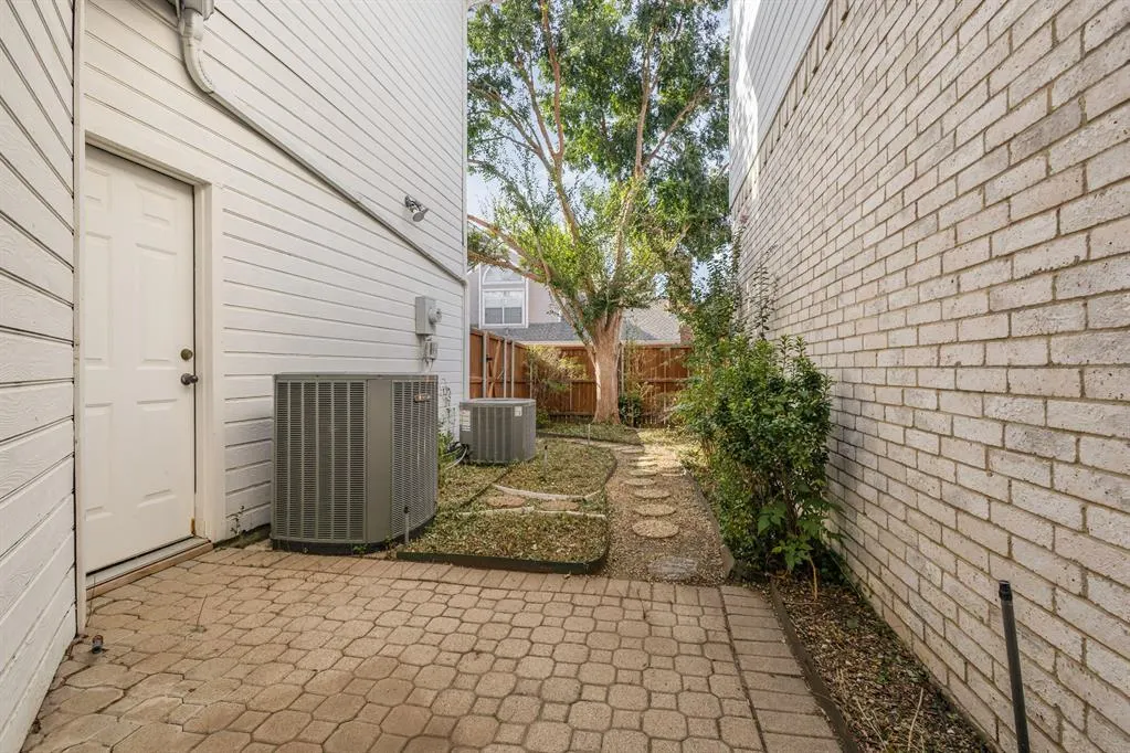 5940 Rosebud Drive