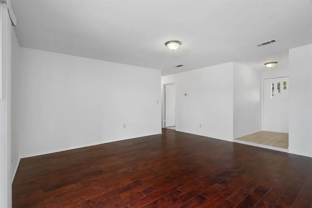 8528 Santa Rosa Drive