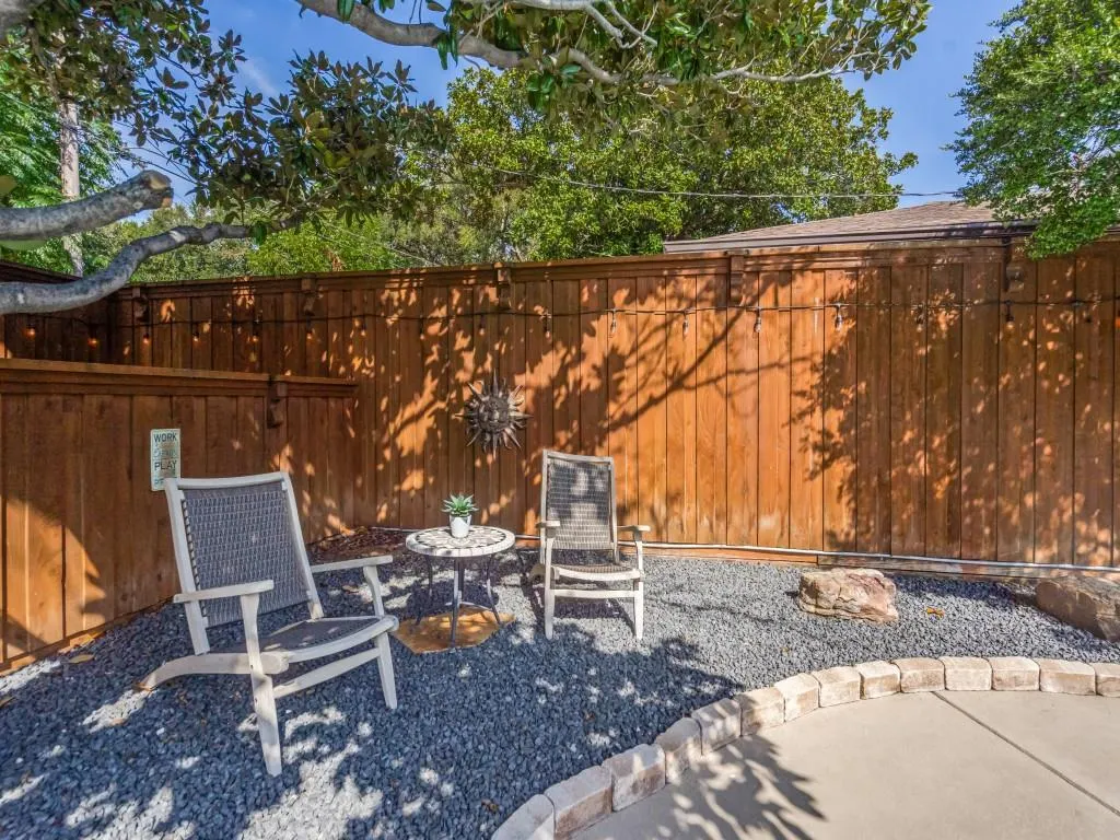1521 Janwood Drive