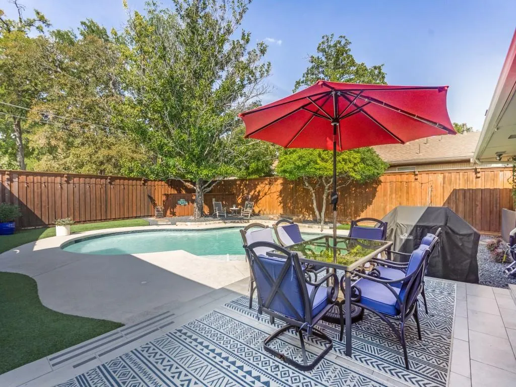 1521 Janwood Drive