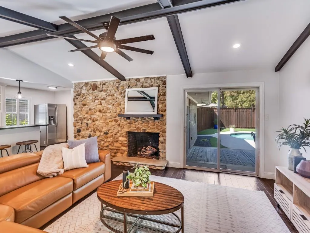 1521 Janwood Drive