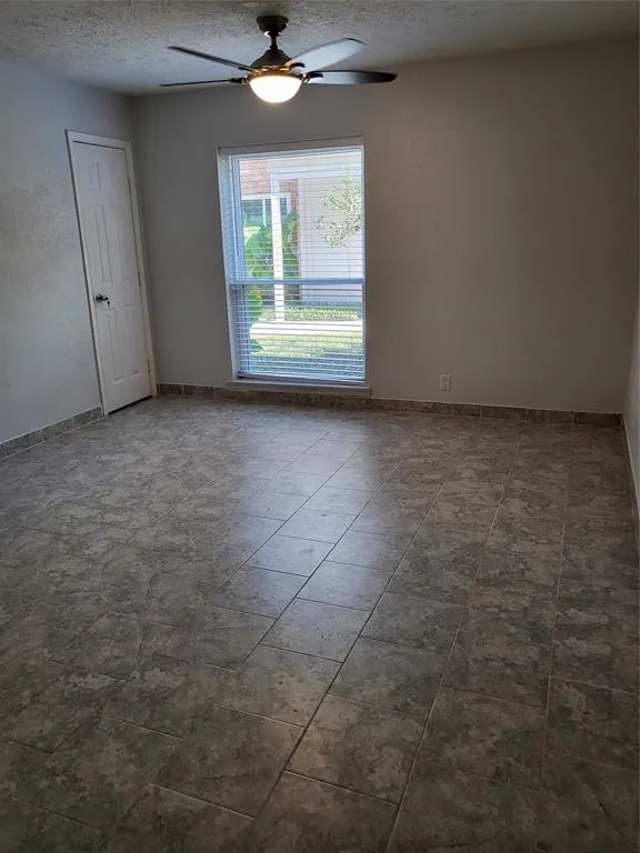 4317 Hartford Street, #109