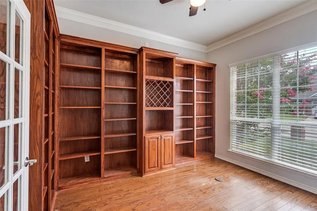 8404 Riverwalk Trail