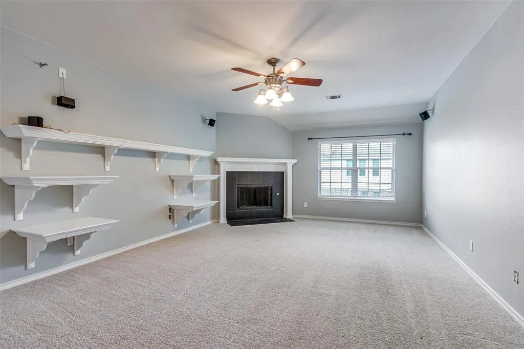 8404 Riverwalk Trail