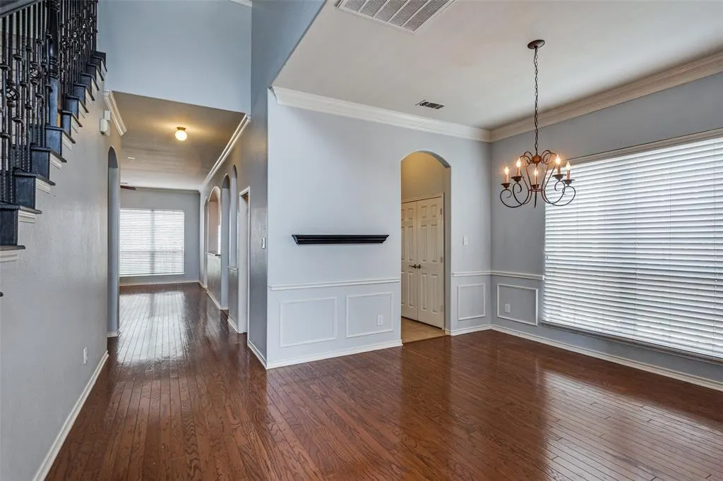 8404 Riverwalk Trail