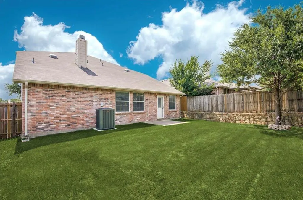 12800 Gillon Drive