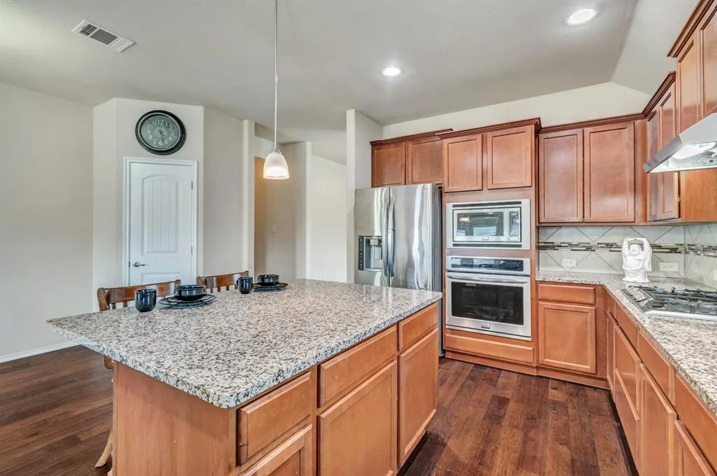 324 Whitman Drive