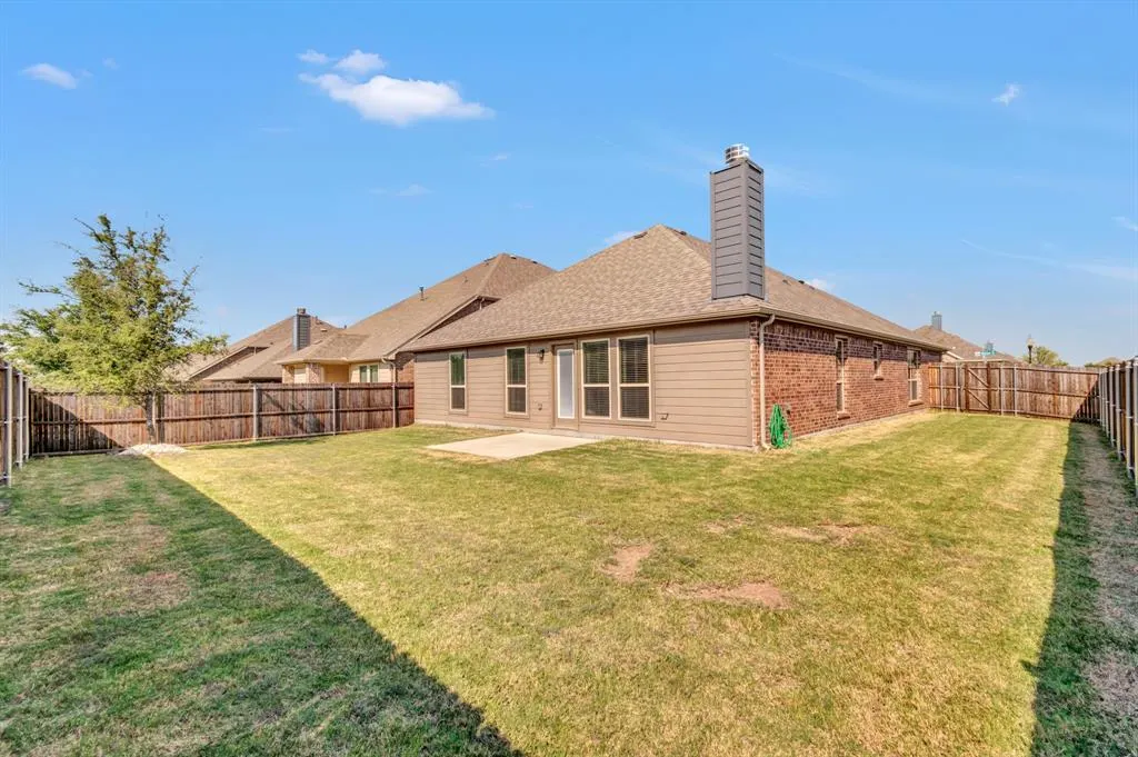 324 Whitman Drive