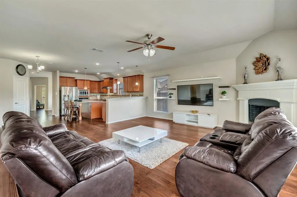324 Whitman Drive