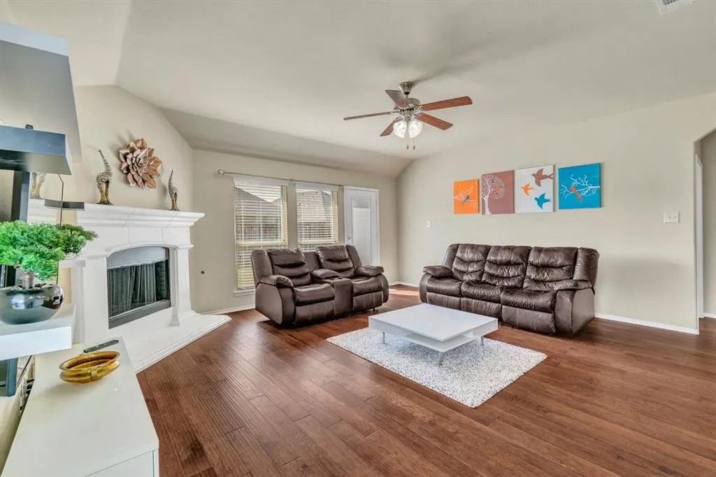 324 Whitman Drive