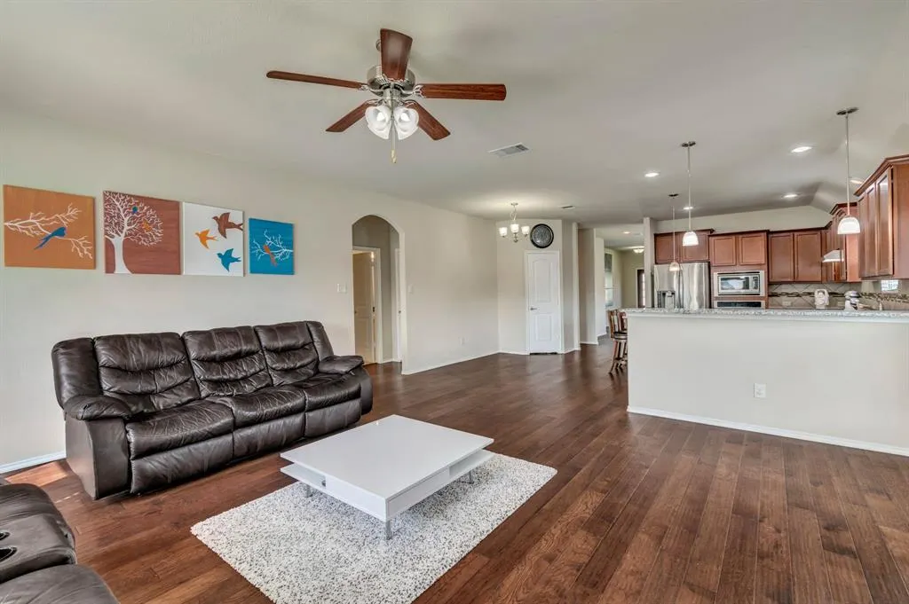 324 Whitman Drive