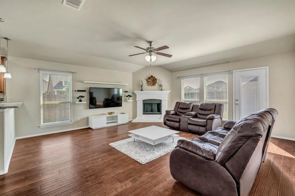 324 Whitman Drive