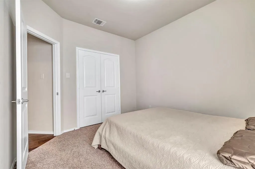324 Whitman Drive