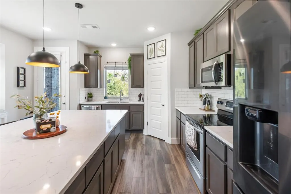 1009 Friesian Lane