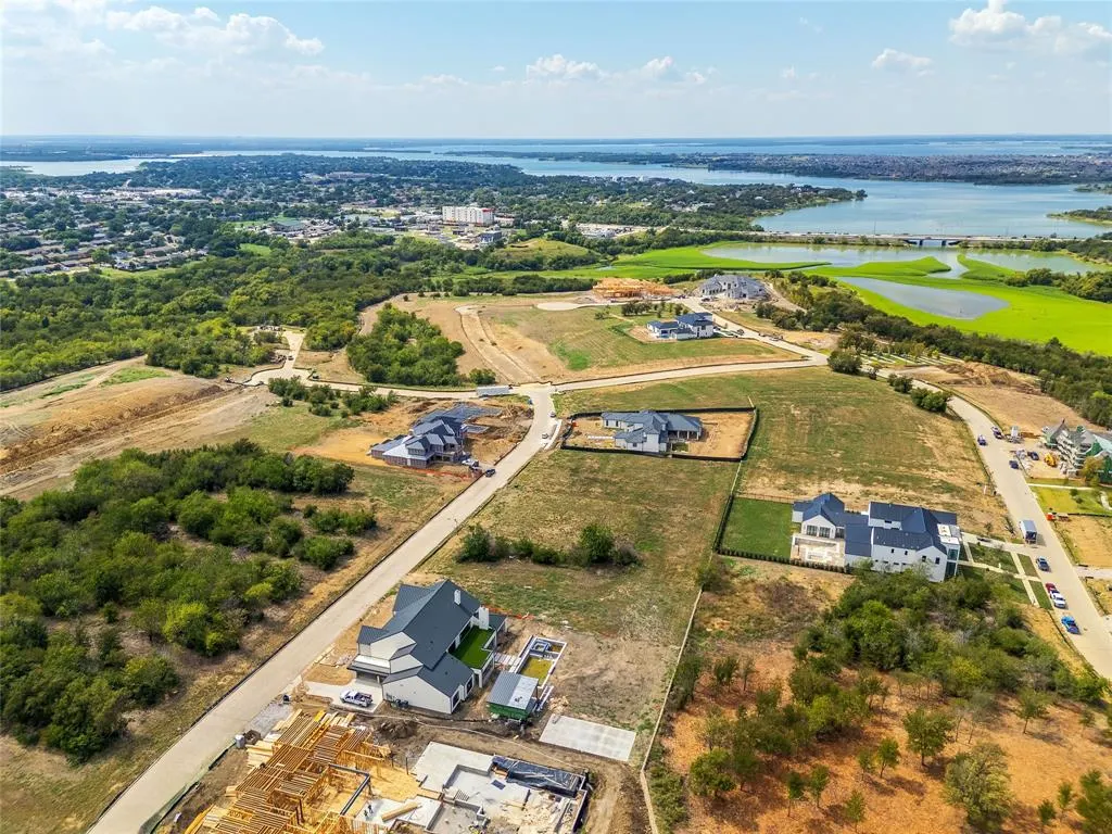 1156 Courtland Drive