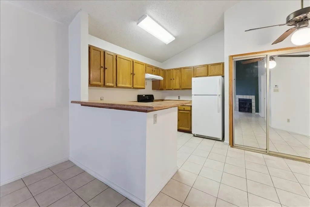 6108 Abrams Road, #330