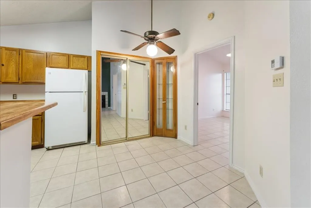 6108 Abrams Road, #330