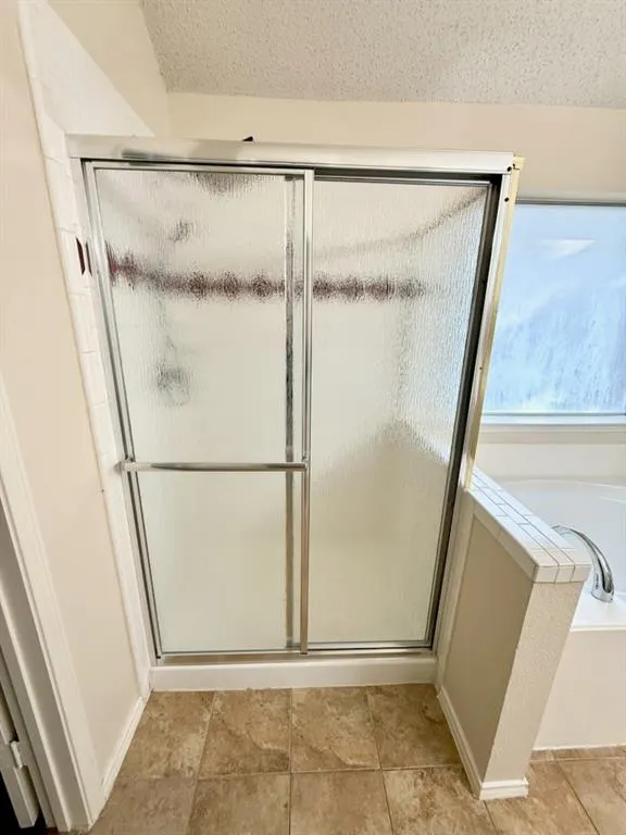 6204 Autumnwood Drive