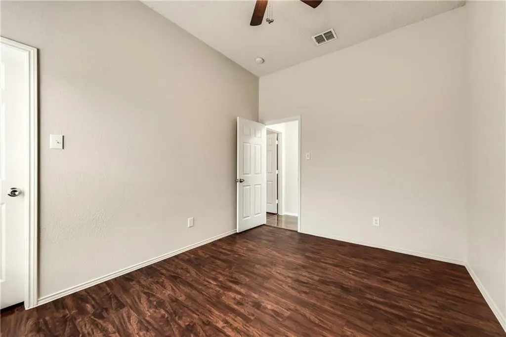 6204 Autumnwood Drive