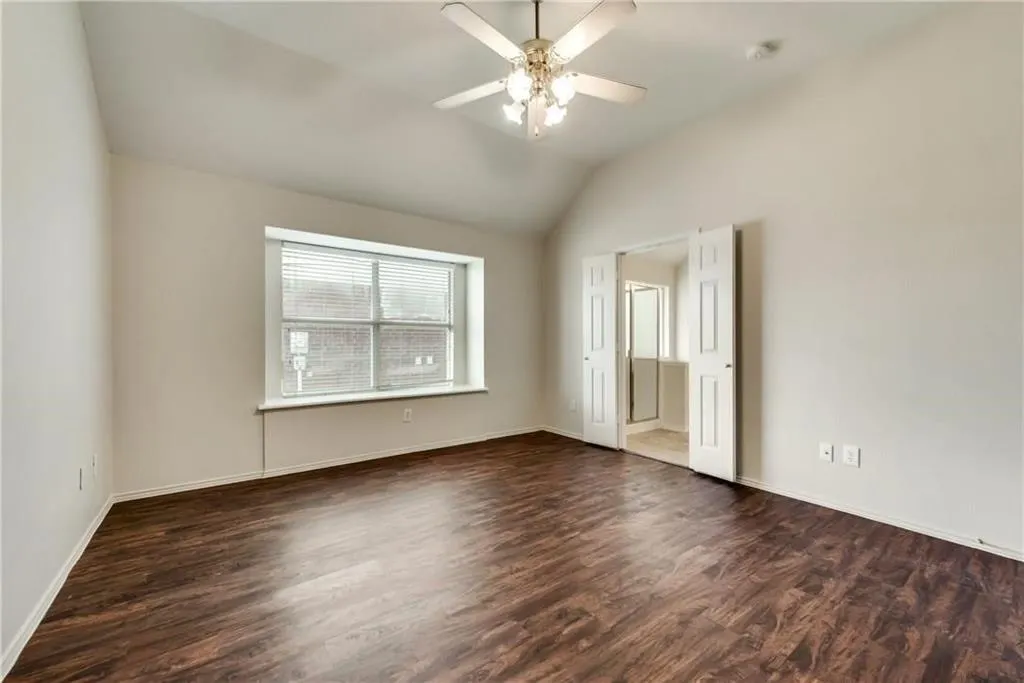 6204 Autumnwood Drive