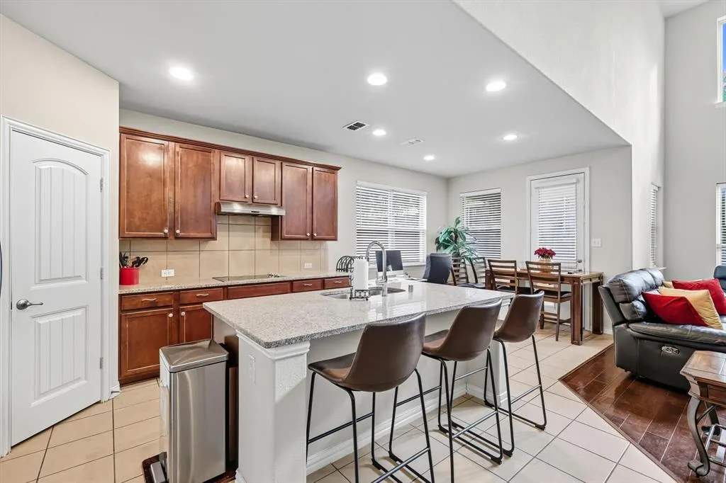 3052 Seabrook Drive