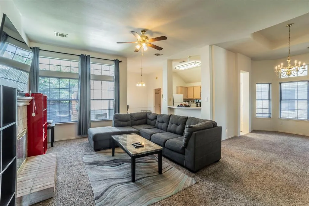 3841 Pine Valley Drive