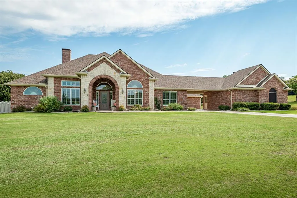 77 Trailridge Drive
