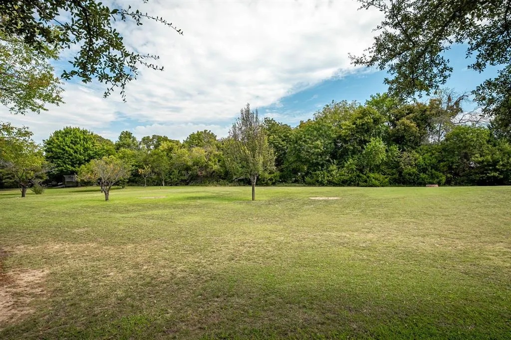 77 Trailridge Drive