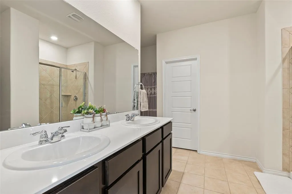 3109 Lampasas Lane