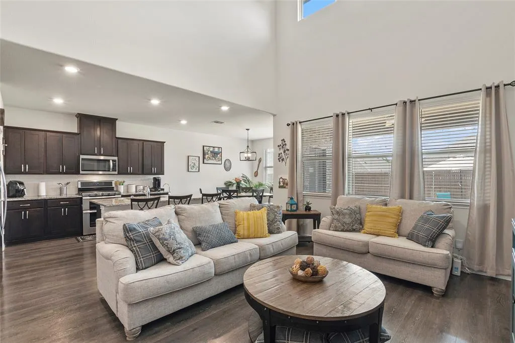 3109 Lampasas Lane