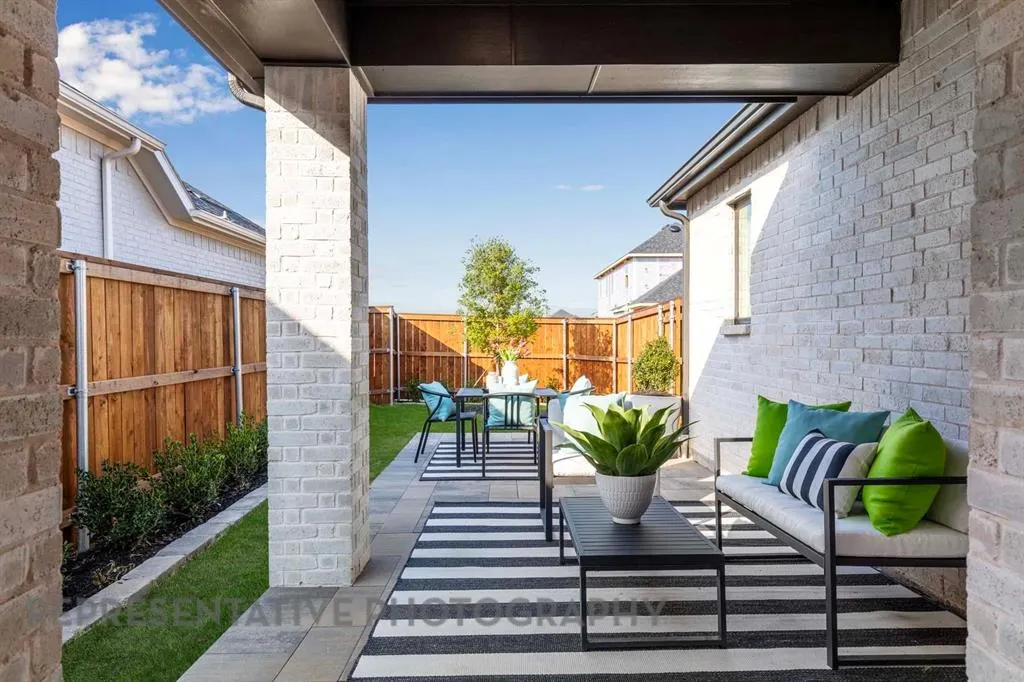 3928 Infinity Lane