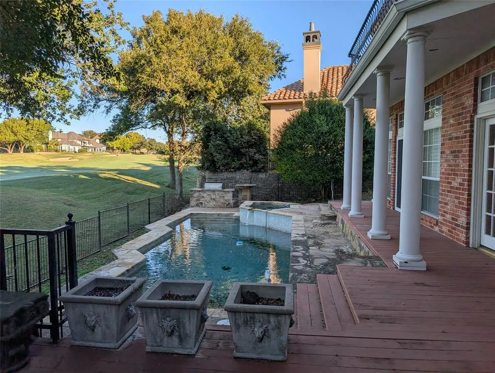 5013 Southern Hills Drive