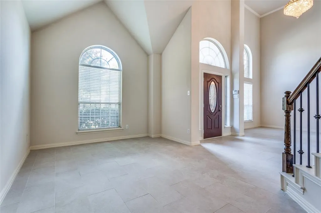 1104 Carson Drive