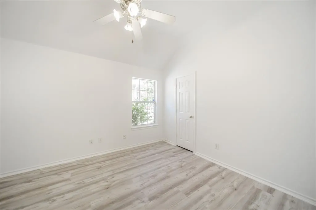 4824 Holly Berry Drive