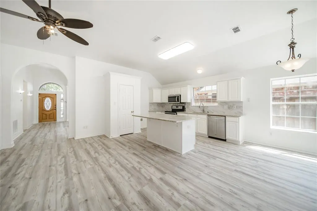 4824 Holly Berry Drive