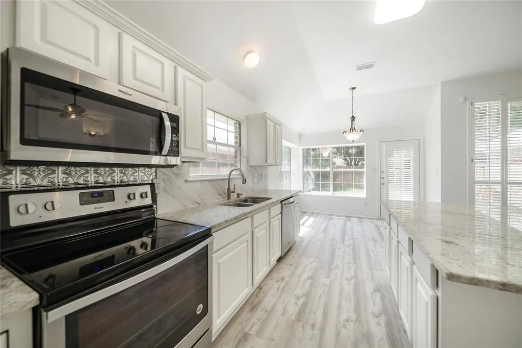4824 Holly Berry Drive