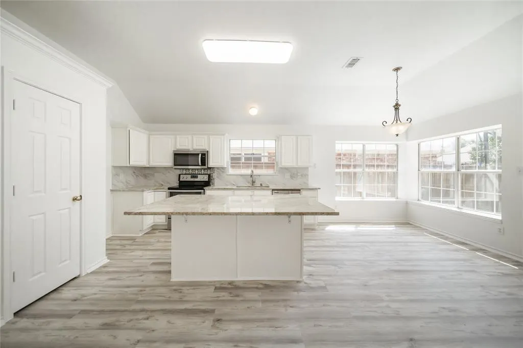 4824 Holly Berry Drive