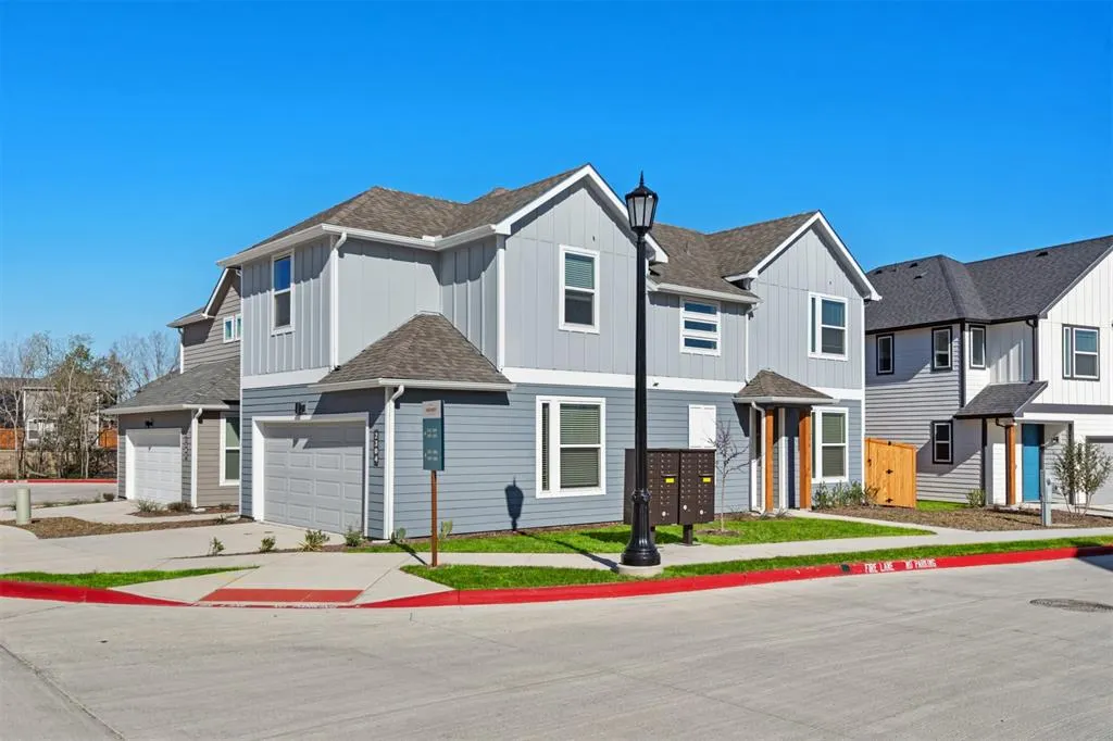 3901 James Pitts Drive, #25-1400