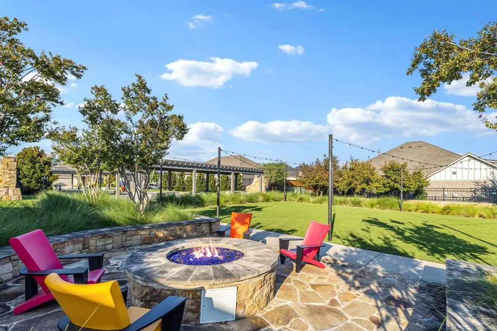 1302 Shorefront Drive
