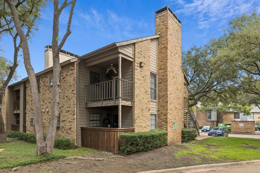 15221 Berry Trail, #1302