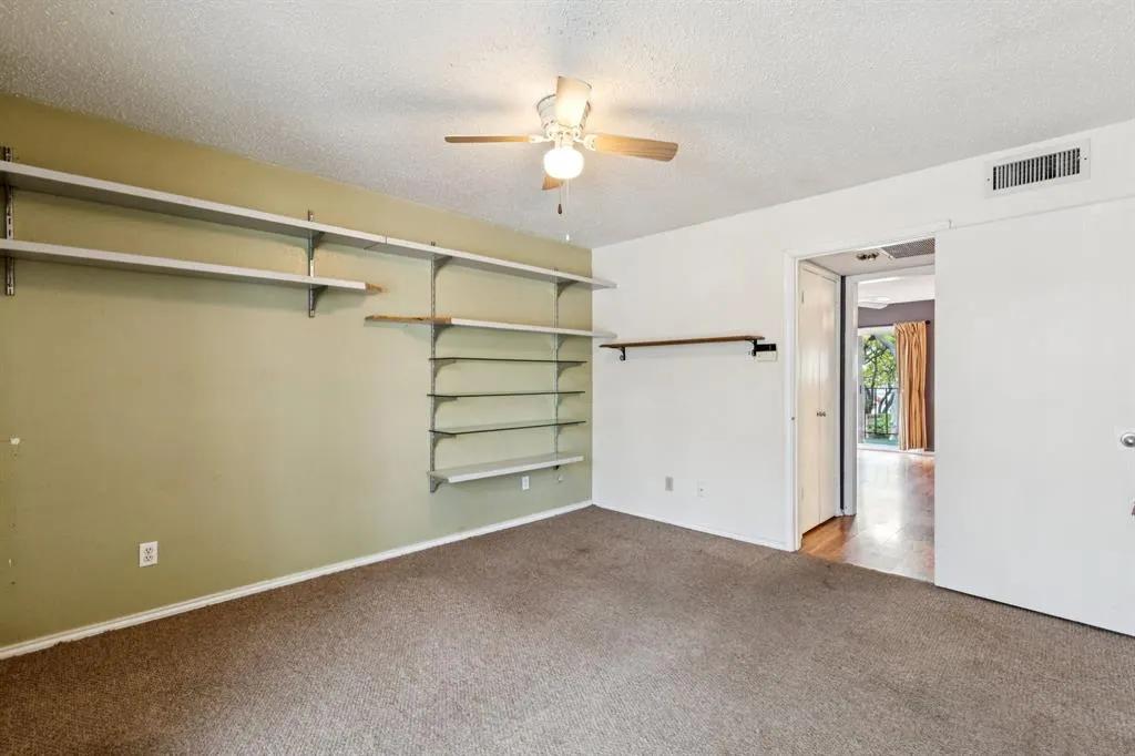 15221 Berry Trail, #1302