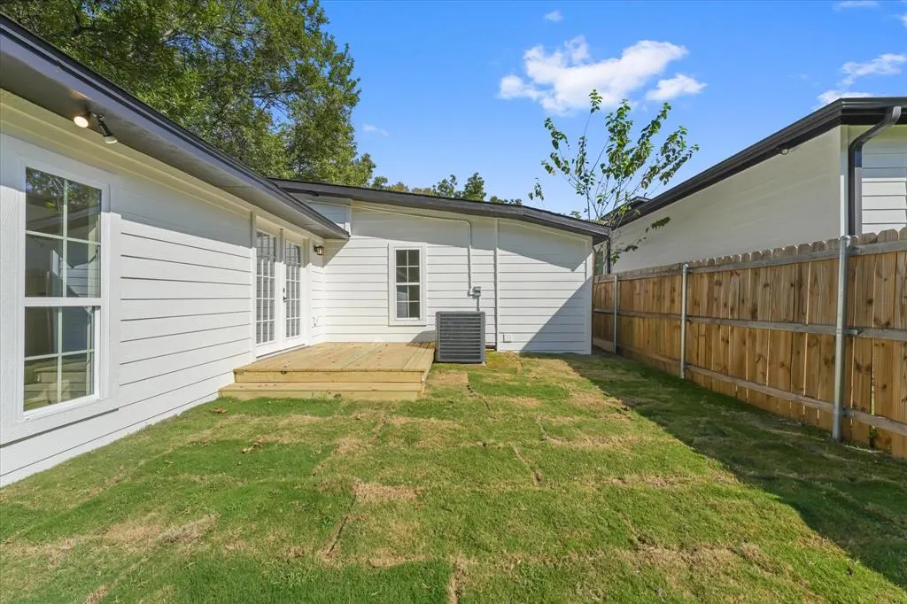 8724 Dunlap Drive